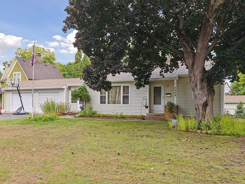 1st image of 2649 18th Ave E