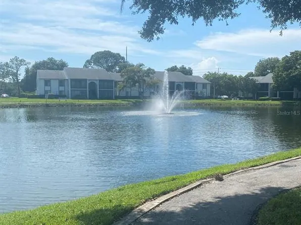 1261 Pine Ridge Cir W APT G1, Tarpon Springs, FL 34688