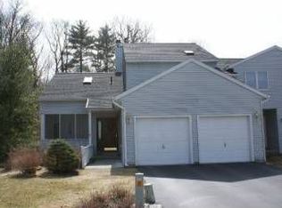 7711 Mykolatis Ln, Schenectady, NY 12303