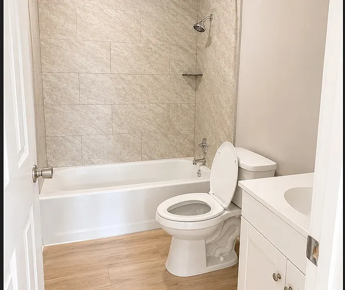 2575 Primrose St #3 — Photo 8