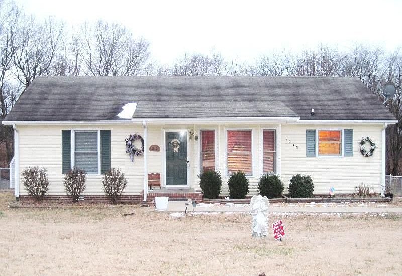 2nd image of 1018 Tolliver Way