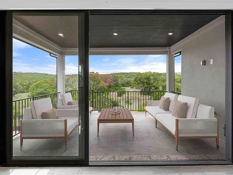 1045 Villa Rialto Vw — Photo 6