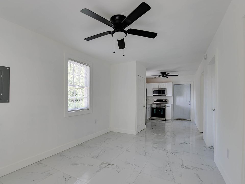 1st image of 6630 Maloney Ave #10