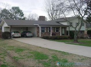 1842 Saint Joseph Dr NW, Cullman, AL 35055