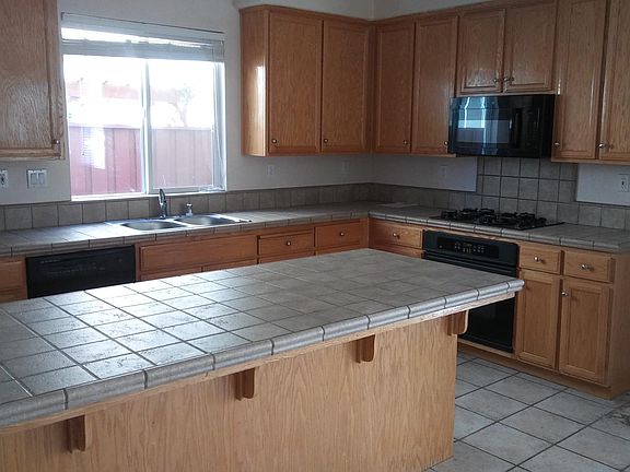 5th image of 6443 Sonora Pass Way