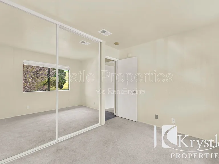 900 Cambridge Dr #176 — Photo 17
