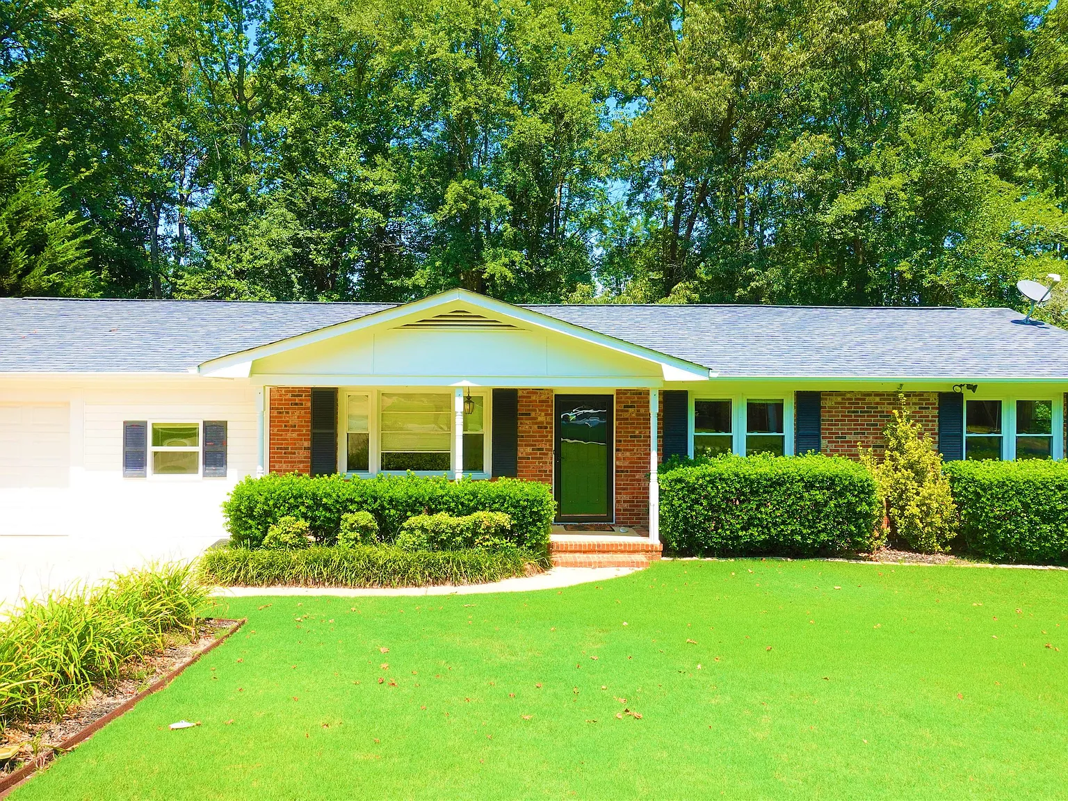 Konnarock Circle 115 - 1 — Photo 1