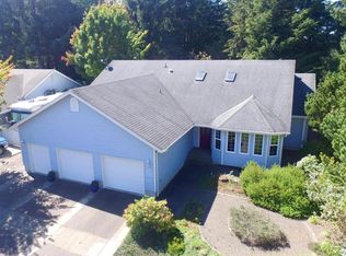 840 SW Skyline, Waldport, OR 97394