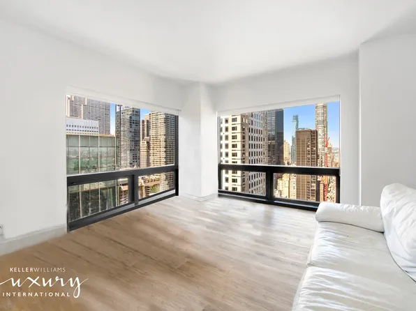 721 5th Avenue image 9 of 14