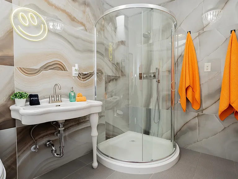2205 Santa Paula Dr — Photo 36