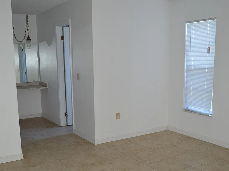 12373 Shafton Rd — Photo 4