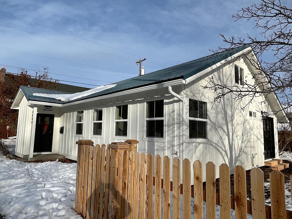 1st image of 1222 Helen Ave