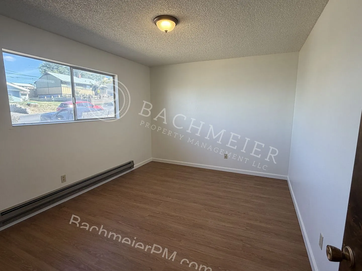 707 SE 6th St — Photo 3