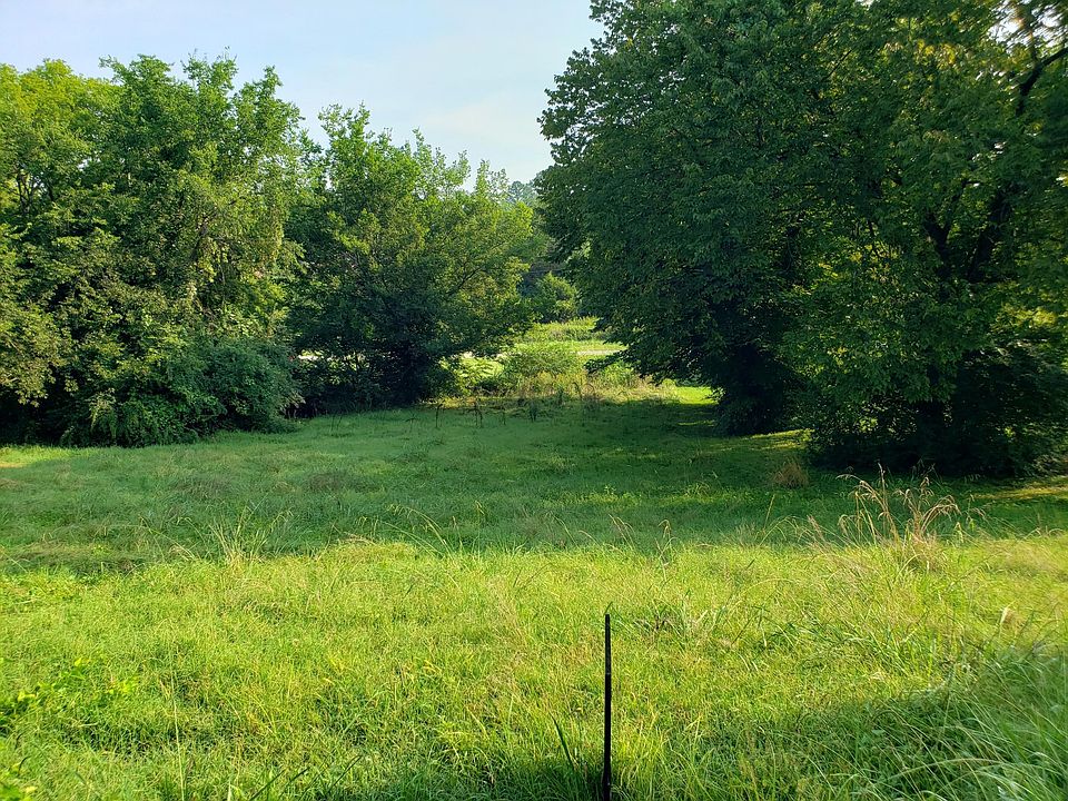 2nd image of 0 Moss Rd #31