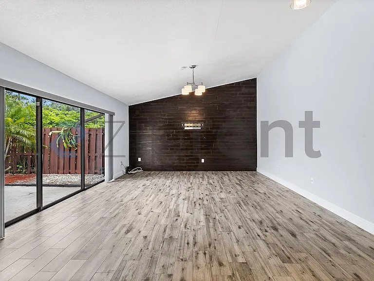 4240 S Landar Dr — Photo 11