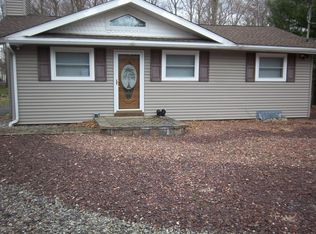 9224 Westwood Dr, Tobyhanna, PA 18466
