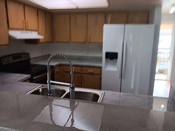 4th image of 1063 Ellen Ct #1063