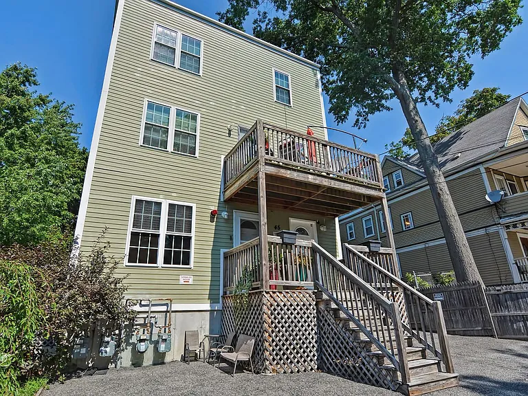 45 Nightingale St #B — Photo 55