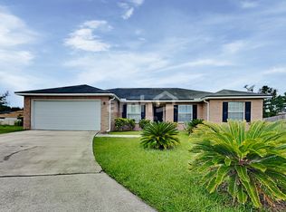 1696 Avenger Ln, Jacksonville, FL 32221