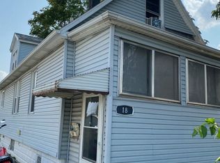 18 W 26th St, South Chicago Heights, IL 60411
