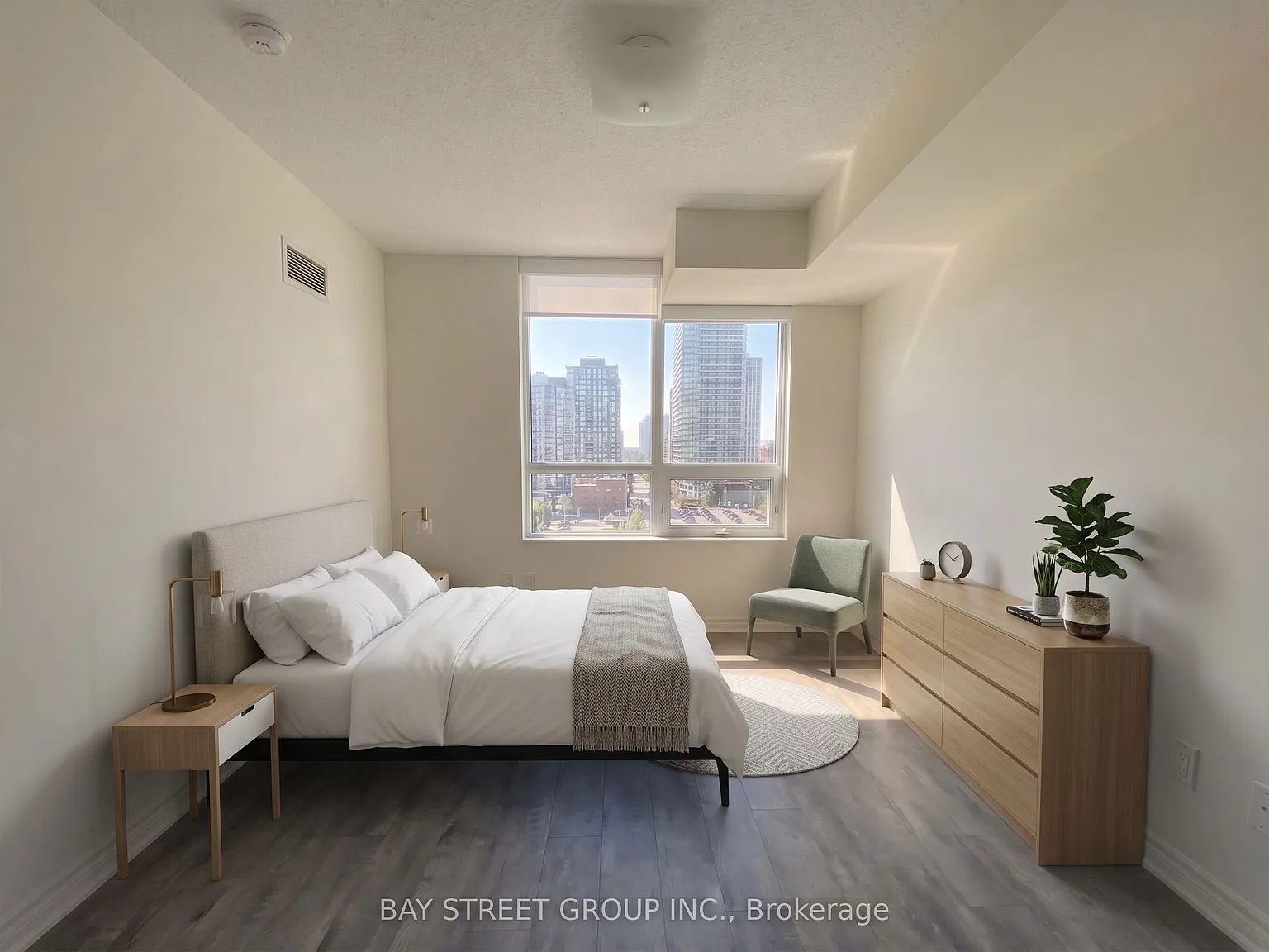 1 bed, $2,400 — Photo 4