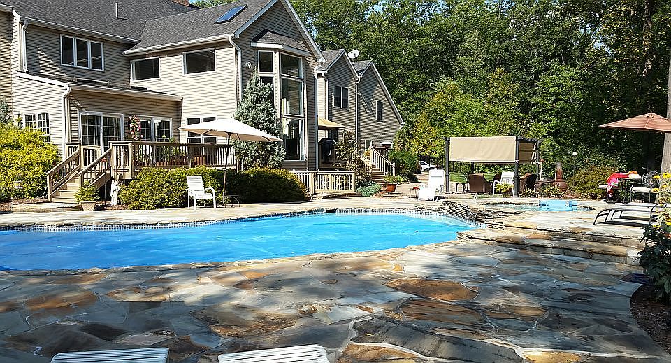 2nd image of 85 Sawmill Rd