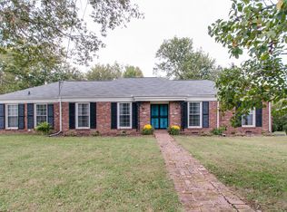 1013 Edwin Warner Dr, Nashville, TN 37205