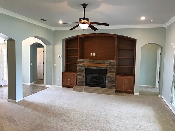 5th image of 1318 Wild Pine Dr