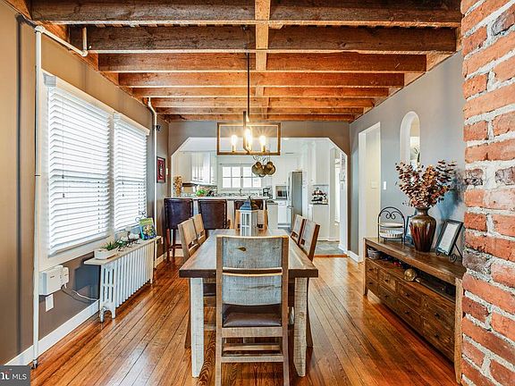 Open kitchen and dining room