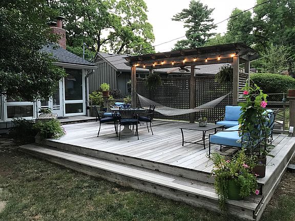 2nd image of 7807 Canterbury St