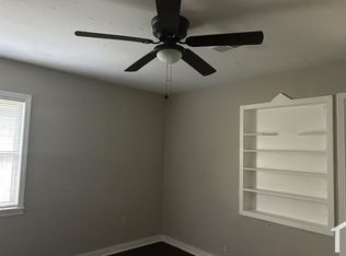 2422 Coronet Pl, Jackson, MS 39204