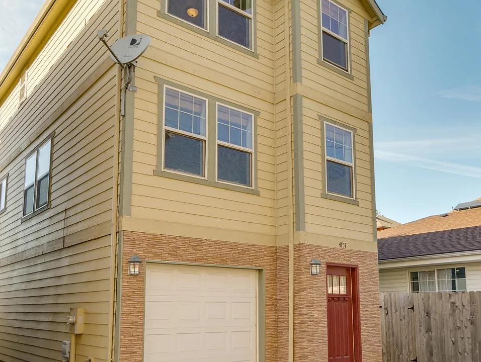 4757 SE 121st Pl