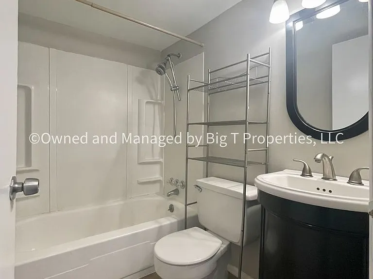 125F Clubhouse Dr SW #4 — Photo 5