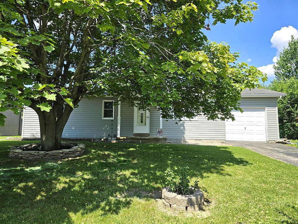 1st image of 145 Danbury Rd