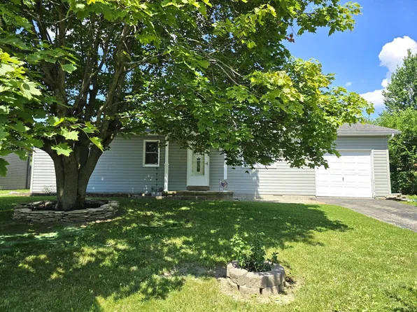 145 Danbury Rd, West Jefferson, OH 43162