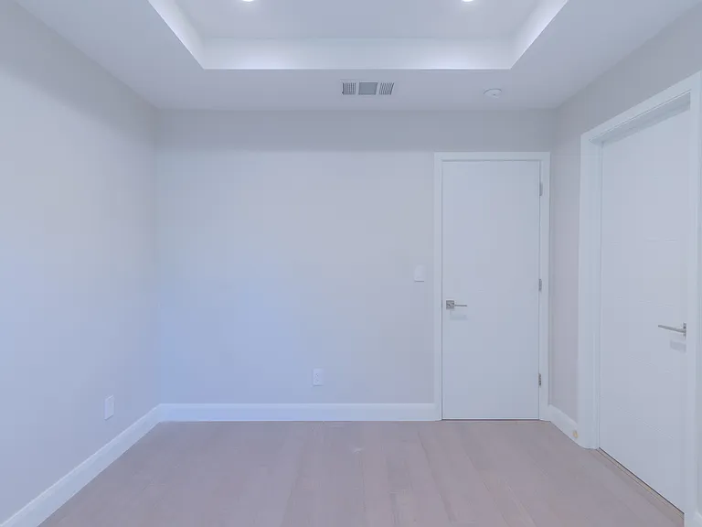 125 Lockhart Ln — Photo 23