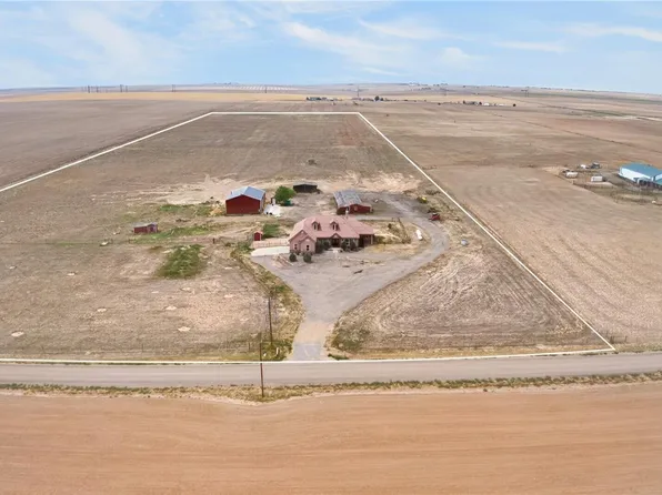 13291 N Harback Road, Bennett, CO 80102