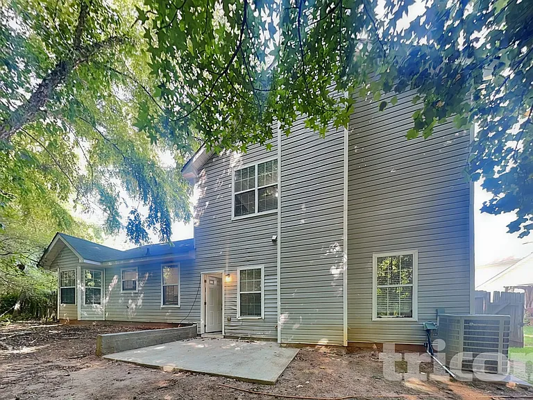 6746 Pole Creek Dr — Photo 15