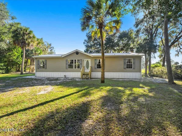 220 STOKES LANDING Road, Palatka, FL 32177