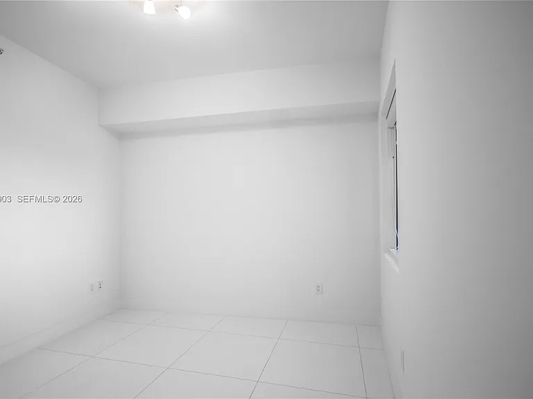 2020 N Bayshore Dr #2204 — Photo 15