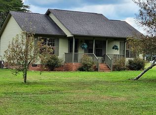 700 Rabbit Ridge Dr, Lexington, NC 27292