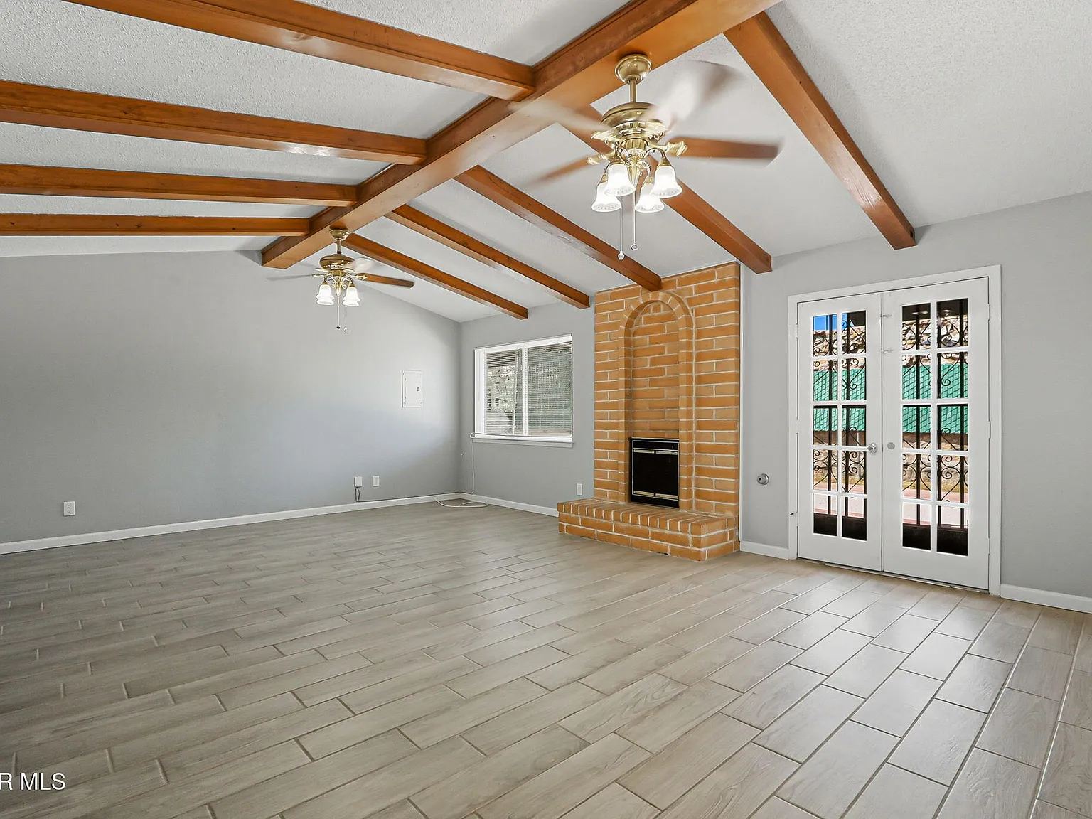 3 bed, 2.0 bath, 1381 sqft, $1,450 — Photo 4