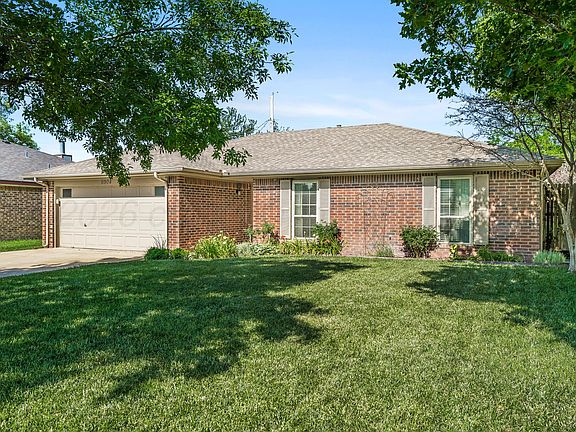 2nd image of 6904 Newlin Cir