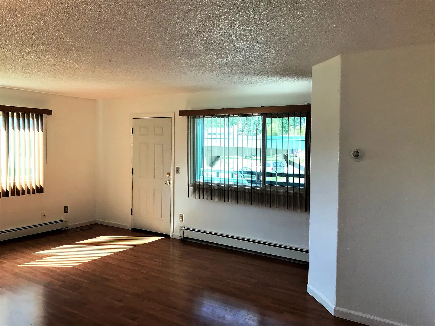 1531 Northview Drive — Photo 2