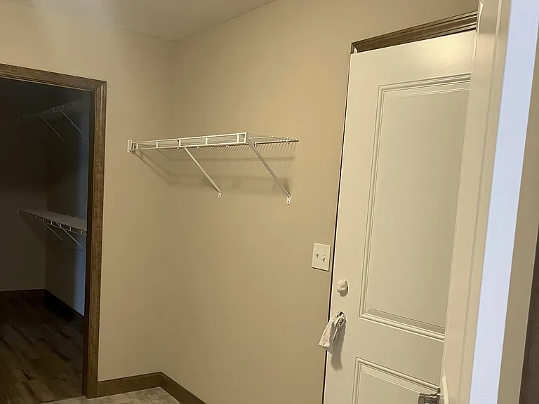 200 Pine Ridge Ct #200 — Photo 12
