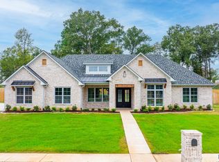 110 Mallard Cove Ln, Longview, TX 75602