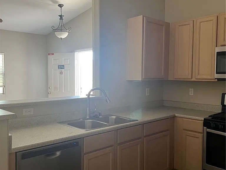 7450 S Eastern Ave #2096 — Photo 9