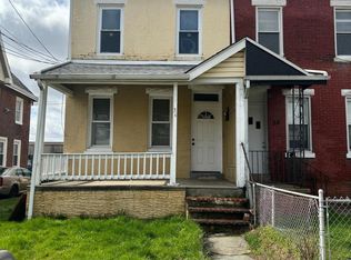 36 Chestnut St, Darby, PA 19023