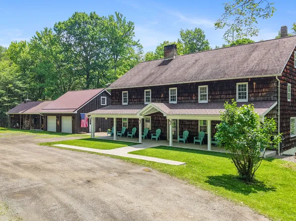 407 Worrick Pond Rd, Brackney, PA 18812