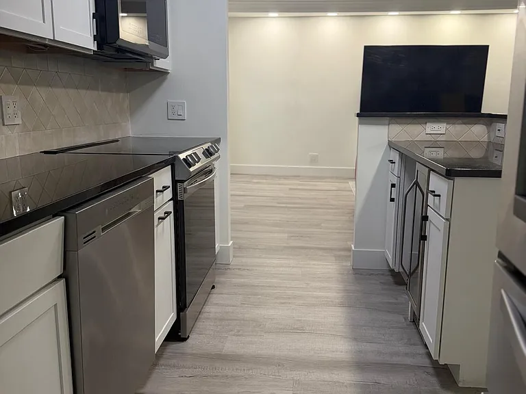 200 Grand Cove Way #2D — Photo 7